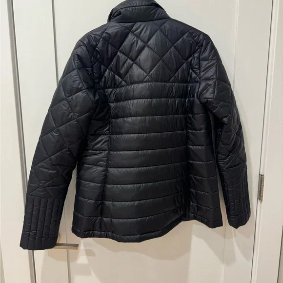 Patagonia Women's Black Puffer Jacket - Picture 8 of 13